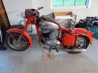 Jawa 250/559 panelka