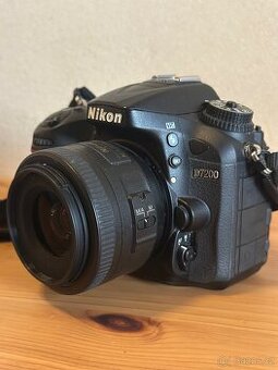 Nikon D7200 a příslušenství