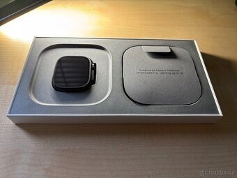 Apple Watch Ultra 2 - Černý Titan