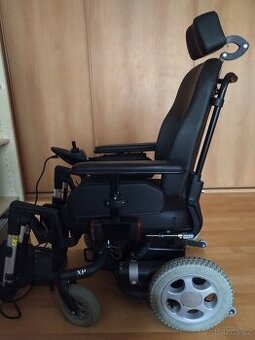 Elektrický invalidní vozík YOU-Q XP RWD – s nabíječkou