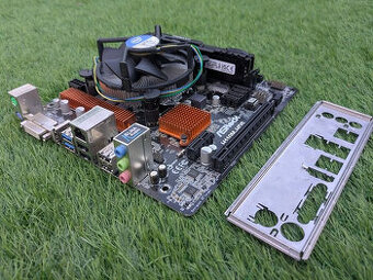 Intel Core i5 7400 + Asrock H110M-HDS + 12GB DDR4