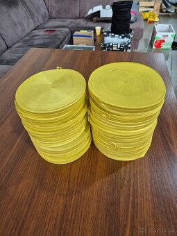 Šikmý proužek - zlatý, černý a bílý - lemovky