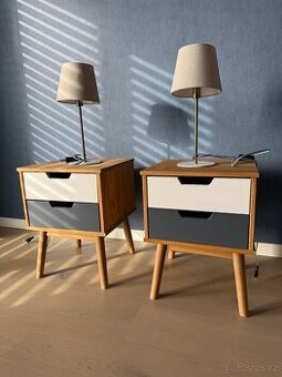 Noční stolky a lampy