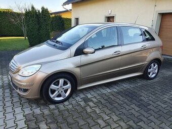 Mercedes-Benz Třídy B200, automat, koupeno v ČR, 128000km