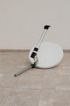 Satelitní parabola s Quad-LNB