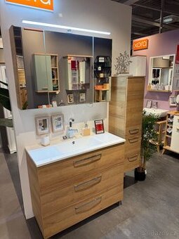 Zrcadlová skříňka s led světlem