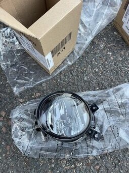 Pravý a levý přední halogenový mlhový světlomet - Škoda