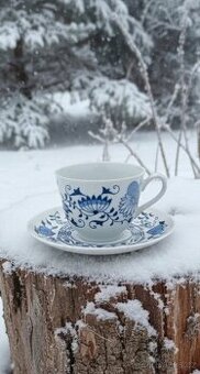 Vintage šálek s podšalkem cibulák