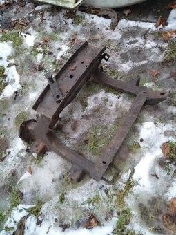 Prodám rám motoru Trabant 601