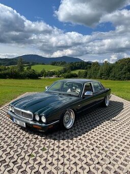 Jaguar xj x300 sovereign