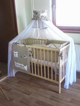 Dětská postýlka s novou matrací