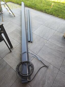 Screenová roleta na pergolu 4 m, stínění s elektromotorem