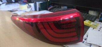 Kia sportage 2016 levé zadní světlo