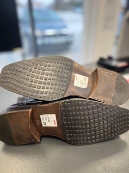 Prodám panské kožené kotníkové boty vel.42