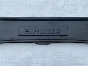 Kryt kapoty Škoda 105 - 130 Rapid Garde