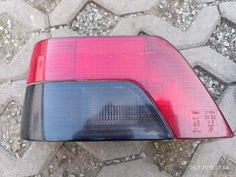 Peugeot 309 zadní světlo