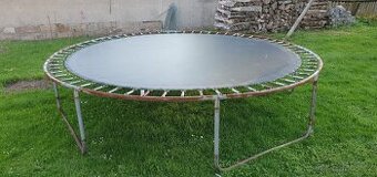 Trampolína - 1