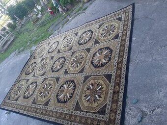 Krásný koberec 347×250