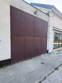 Garážová vrata 3.6m x 3.5m