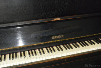 Piano Brož - 1