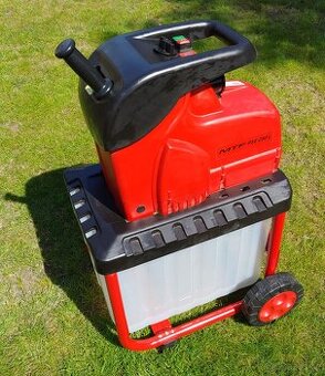 Zahradní drtič MTF PSE 250 L