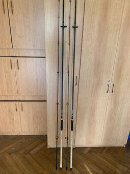 Zánovní LK Baits Hunter Cork 3,6m 3,lb.Navijáky Okuma K8..