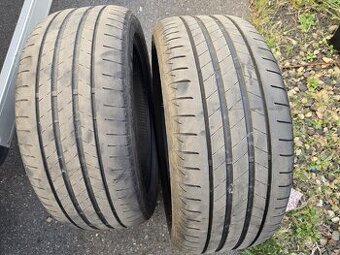 Bridgestone 245/45/18 letní