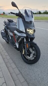 BMW C400X / zánovní / 5-letá záruka