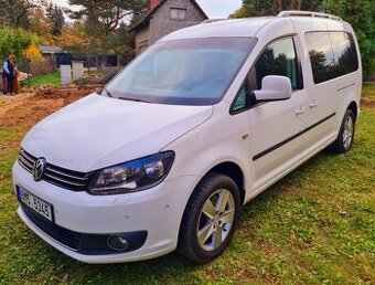VW Caddy maxi 1.6 TDI, Webasto, tažné, 7míst