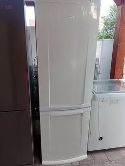 Lednice s mrazakem Elektrolux
