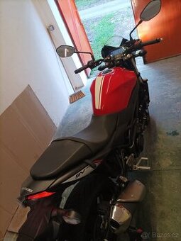 Suzuki SV650