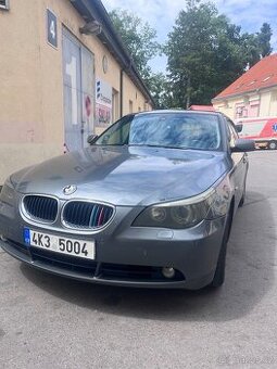 BMW e60 520i
