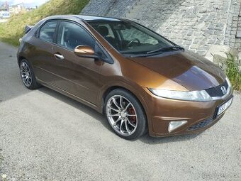 HONDA CIVIC 1.8i 103KW VTEC