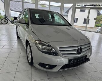 MERCEDES-BENZ B180CDi — TOP STAV — SERVIS POUZE V MERCEDESU