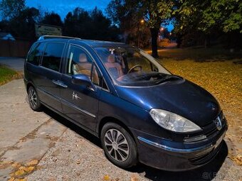 Peugeot 807