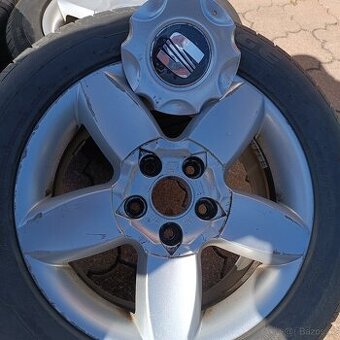 Pneu a disky na Seat Alhambra