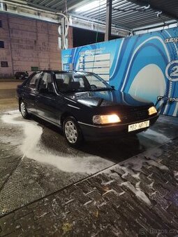 Peugeot 405 platná STK