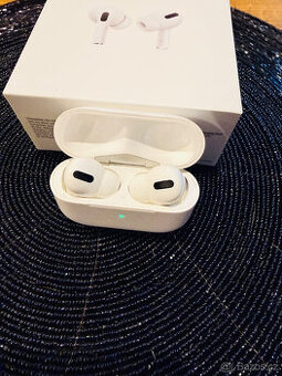 Sluchátka Apple Airpods PRO