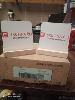 Stojánek na stůl,do vitríny apod. ČEZ -elektrarna Prunéřov 1