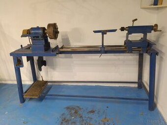 Prodám soustruh na dřevo, točná délka cca 900 mm