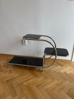 Kvetinovy stolek chrom, funkcionalismus