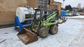 ZTS KRUPINA LOCUST 750 - 1