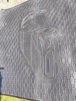 Gumová podložka do kufru Mondeo MK4 combi