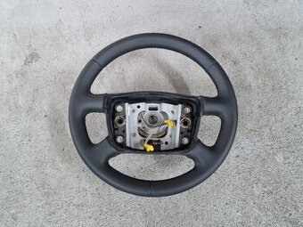 Volant po renovaci Škoda Octavia 1