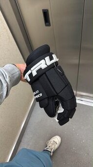 Hokejove rukavice od JJ true