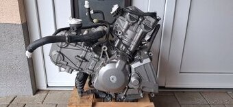 SUZUKI DL 650 V-strom 2005