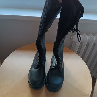 Prodám nepoužité dámské kozačky vel.41