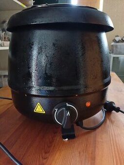 Elektrický kotlík na ohřev polévky, guláše