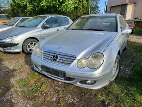 Mercedes BenzC, 200CDI,90kw,rok 2004.