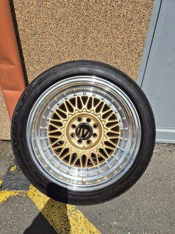 Prodám alu kola Japan Racing 4x100nebo108 R16